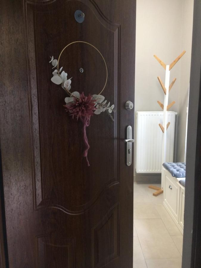 Magnolia Apartman Lägenhet Sopron Exteriör bild
