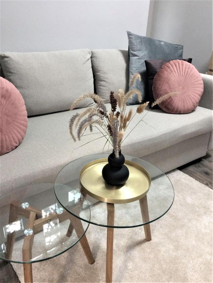 Magnolia Apartman Lägenhet Sopron Exteriör bild