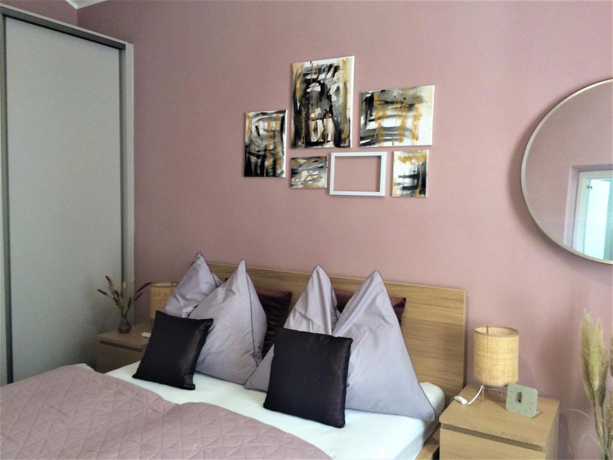 Magnolia Apartman Lägenhet Sopron Exteriör bild